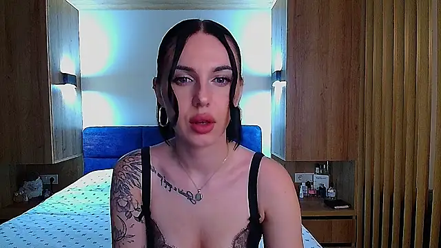 Snapshot of Mindblowing_Woman chatting on 07.16.26 Mindblowing Woman online show from 07.16.26