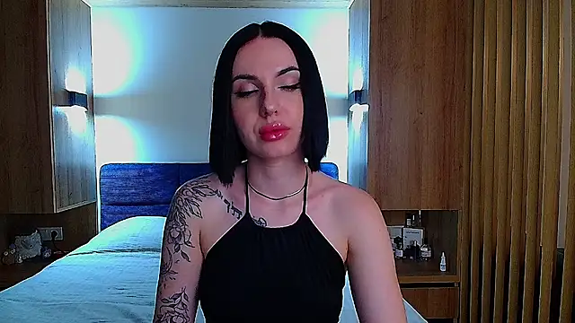 Snapshot of Mindblowing_Woman chatting on 07.25.26 Mindblowing Woman online show from 07.25.26