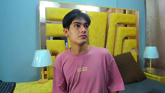 TaylerCruz online show from 07.15.26