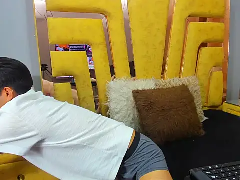 TaylerCruz online show from 07.22.26