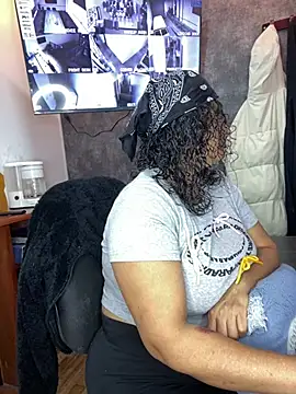 Snapshot of Natasha_Fox_Bms chatting on 07.12.26 Natasha Fox Bms online show from 07.12.26