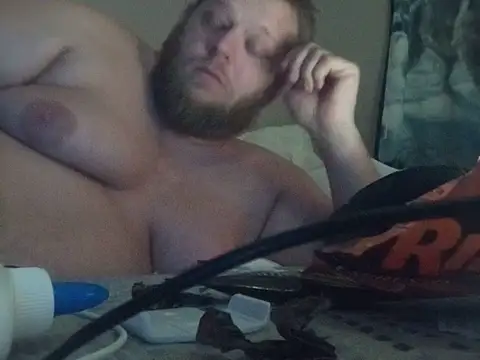 Snapshot of rugrat28110 chatting on 07.15.26 rugrat28110 online show from 07.15.26