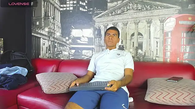 Maxi Eli16 online show from 07.15.26