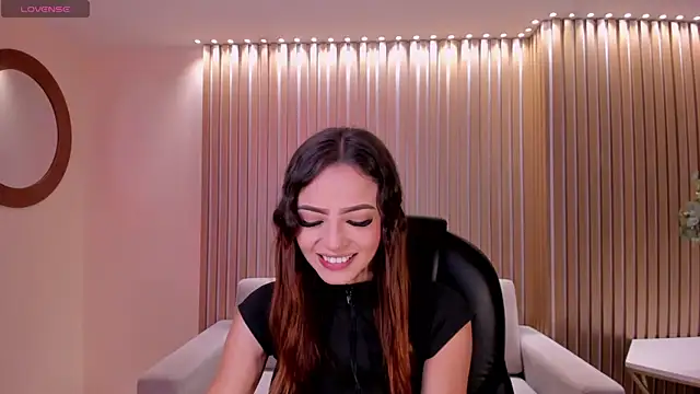 Snapshot of KeylaPalmer chatting on 07.24.26 KeylaPalmer online show from 07.24.26
