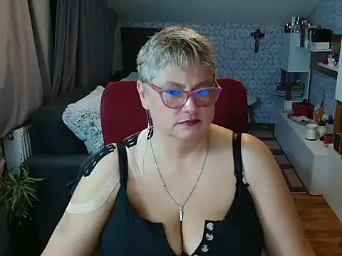 NewHellen4you online show from 07.14.26