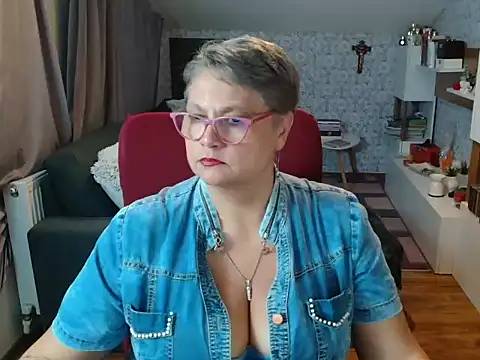 NewHellen4you online show from 07.19.26