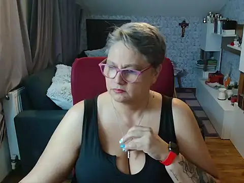 NewHellen4you online show from 07.21.26