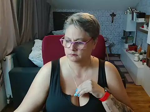 NewHellen4you online show from 07.21.26