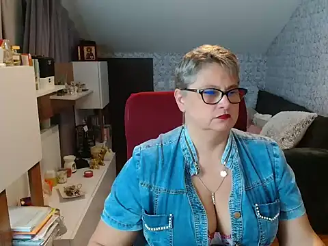 NewHellen4you online show from 07.27.26