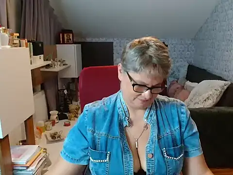 NewHellen4you online show from 07.28.26