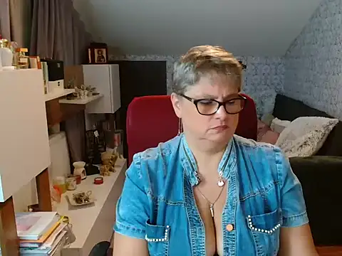 NewHellen4you online show from 07.28.26