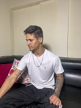 Aaronsexroom online show from 07.05.26