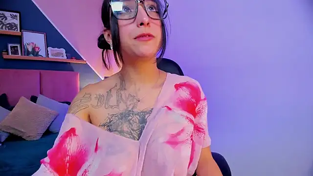 Snapshot of Miel_Cruz chatting on 07.07.26 Miel Cruz online show from 07.07.26