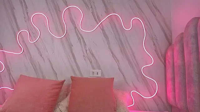 EmilyWhite9 online show from 07.09.26