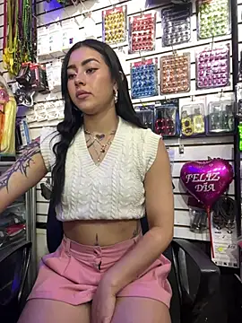 Snapshot of dalila_25x chatting on 07.25.26 dalila 25x online show from 07.25.26