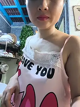 Snapshot of _miu__love_ chatting on 07.20.26 miu love online show from 07.20.26