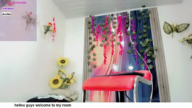 emilia luciana  online show from 07.14.26
