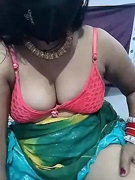 Moonlitdeo online show from 07.24.26