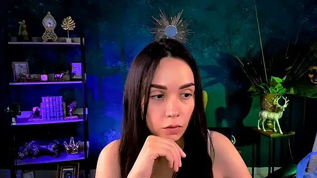 Snapshot of OliviaWeles chatting on 07.24.26 OliviaWeles online show from 07.24.26