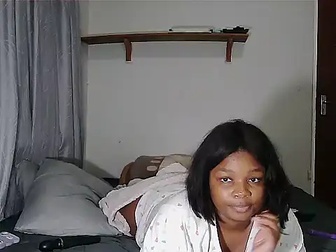 XxxPlumieSweetxxX online show from 07.05.26