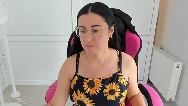 Snapshot of ChloeVibee chatting on 07.10.26 ChloeVibee online show from 07.10.26