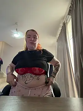 Snapshot of Taya_xx chatting on 07.24.26 Taya xx online show from 07.24.26