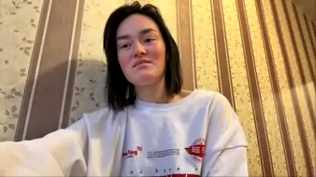 Snapshot of Snowmilly chatting on 07.03.26 Snowmilly online show from 07.03.26