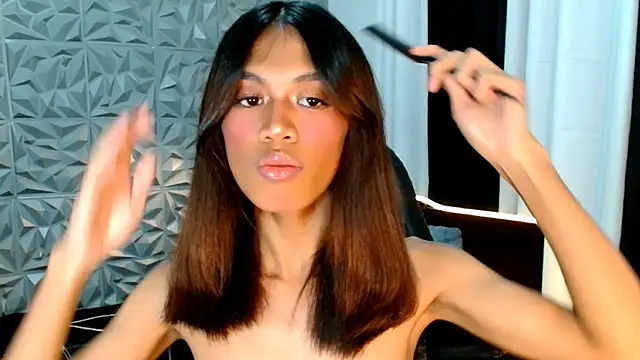 Velvet Aurora online show from 07.20.26
