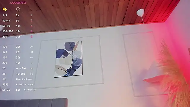 naiah cruzz online show from 07.17.26