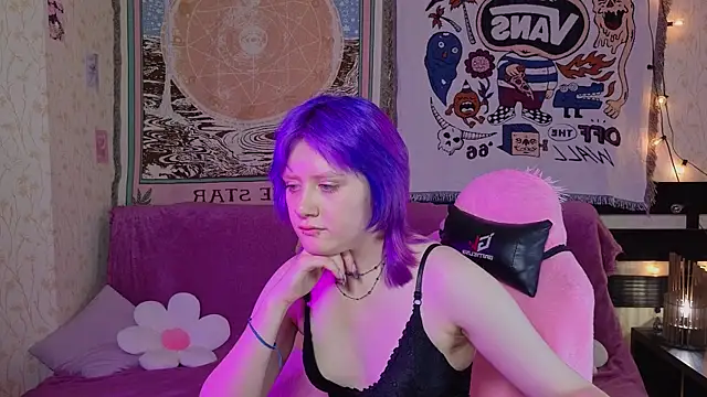 Droll doll  online show from 07.04.26