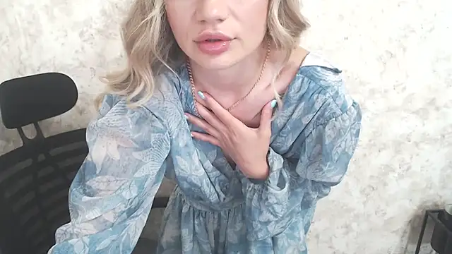 Snapshot of MerryRose33 chatting on 07.20.26 MerryRose33 online show from 07.20.26