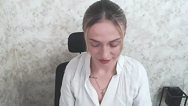 Snapshot of MerryRose33 chatting on 07.23.26 MerryRose33 online show from 07.23.26
