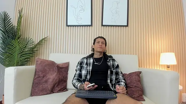 Damian romanoff  online show from 07.15.26