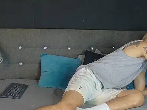 touching the sky online show from 07.05.26