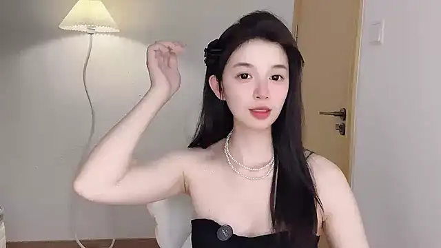 Annie-3 online show from 07.16.26