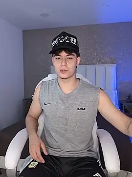 MaxCruz  online show from 07.22.26
