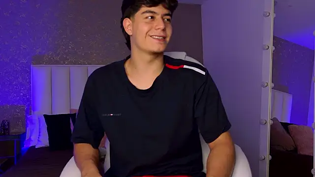 MaxCruz  online show from 07.28.26