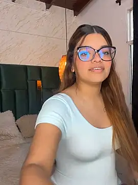 mia castano online show from 07.15.26