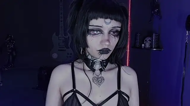 yue  eclipsa online show from 07.15.26
