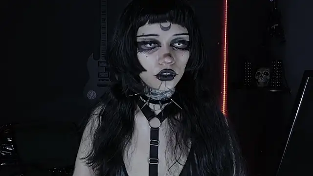 yue  eclipsa online show from 07.23.26