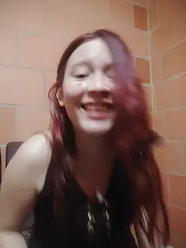 Snapshot of TuSarita chatting on 07.18.26 TuSarita online show from 07.18.26