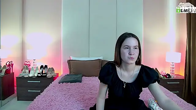 Snapshot of Nyusha_ chatting on 07.04.26 Nyusha online show from 07.04.26