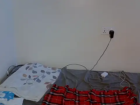 livecleo  online show from 07.20.26