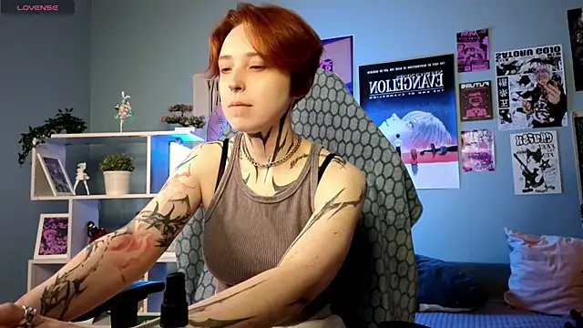 Snapshot of vixen_noir chatting on 07.24.26 vixen noir online show from 07.24.26