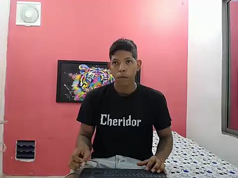 latinosninfomanos online show from 07.14.26