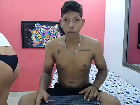 latinosninfomanos online show from 07.15.26