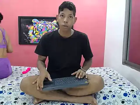 latinosninfomanos online show from 07.22.26