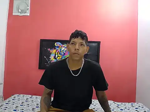 latinosninfomanos online show from 07.23.26