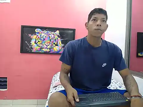latinosninfomanos online show from 07.26.26
