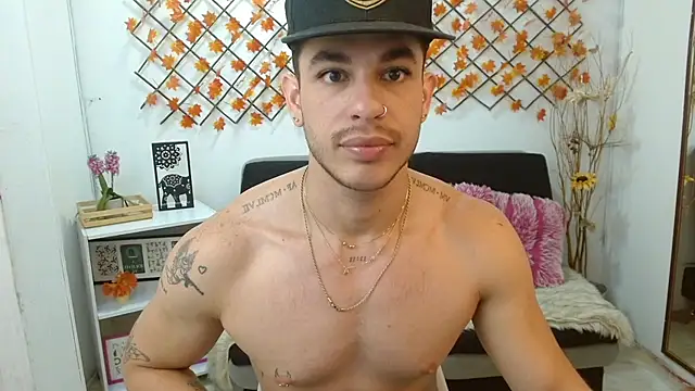  Juan023  online show from 07.09.26